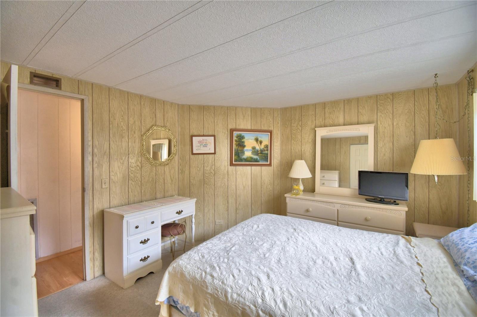 ARIANA SHORES MHP - Residential