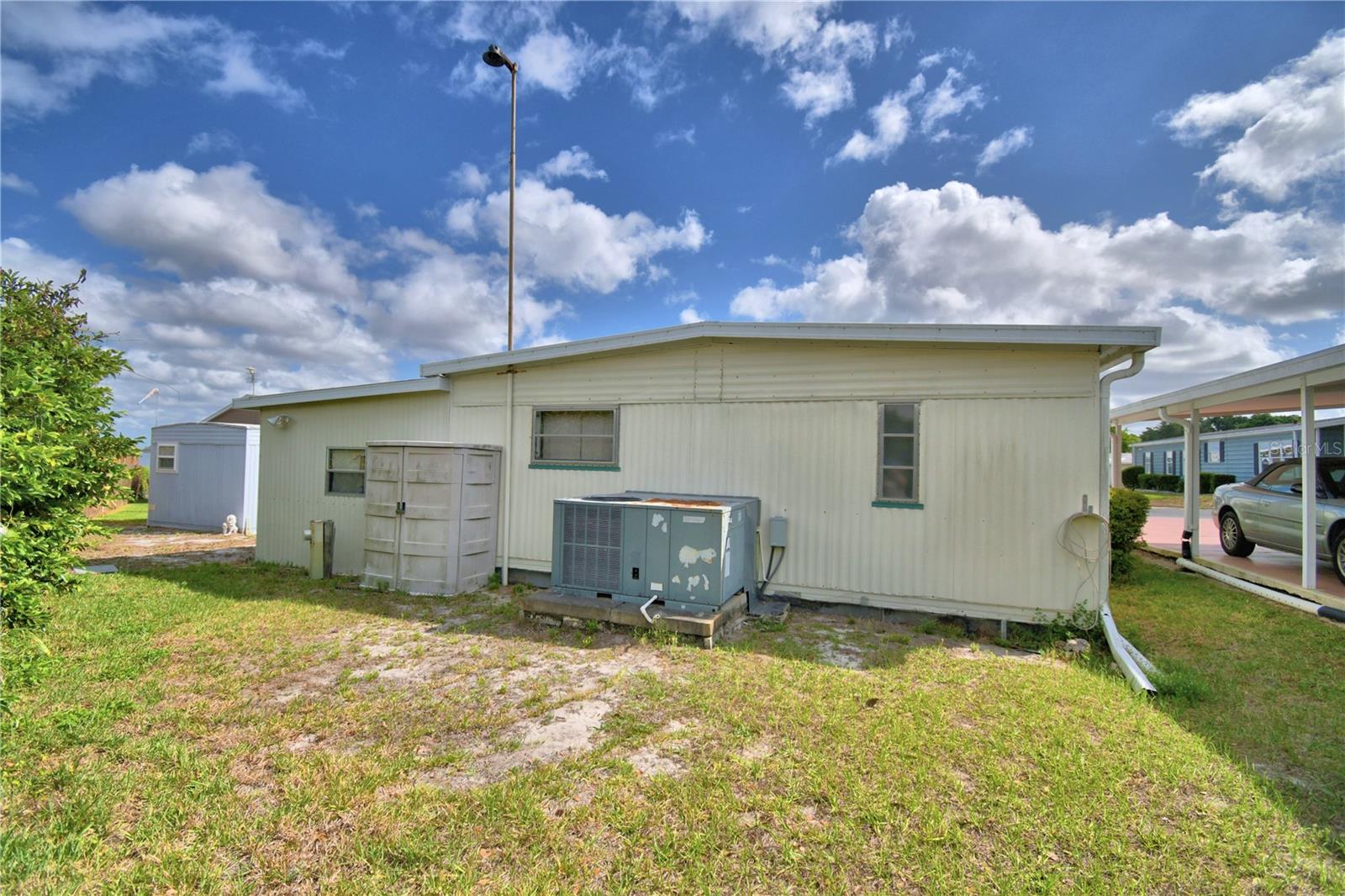 ARIANA SHORES MHP - Residential