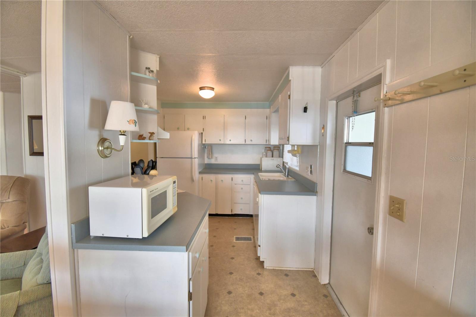 ARIANA SHORES MHP - Residential