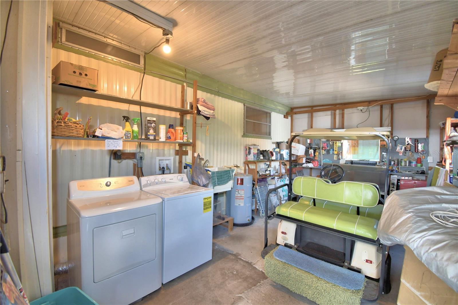 ARIANA SHORES MHP - Residential