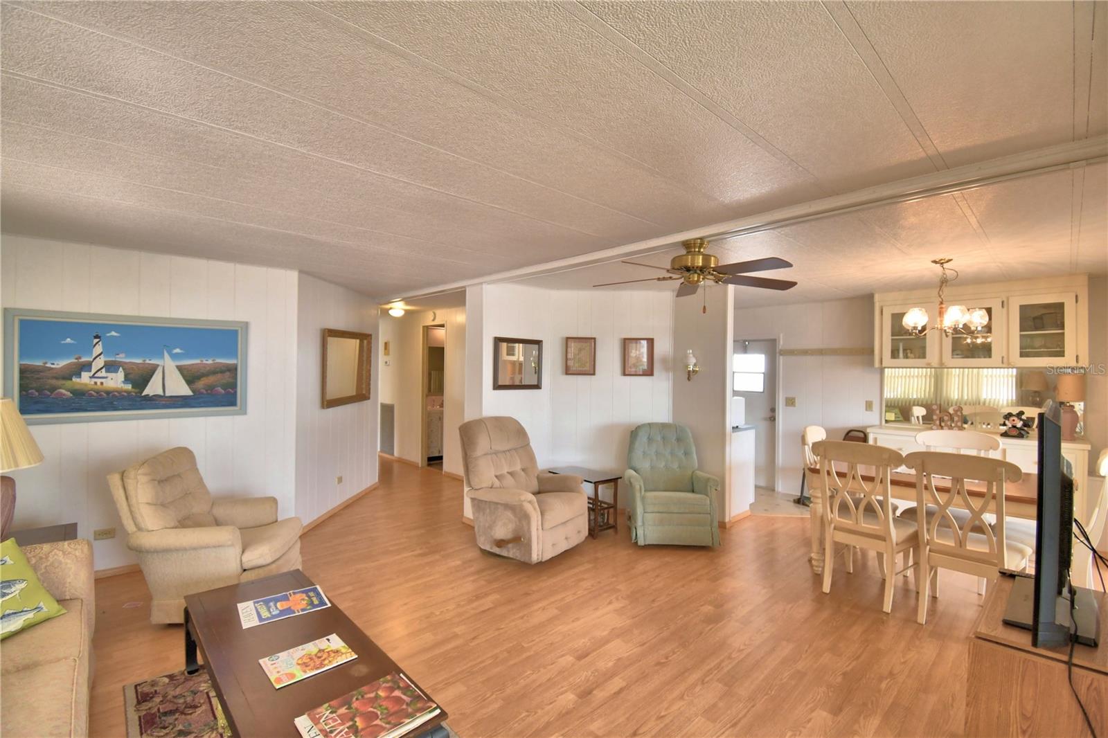 ARIANA SHORES MHP - Residential