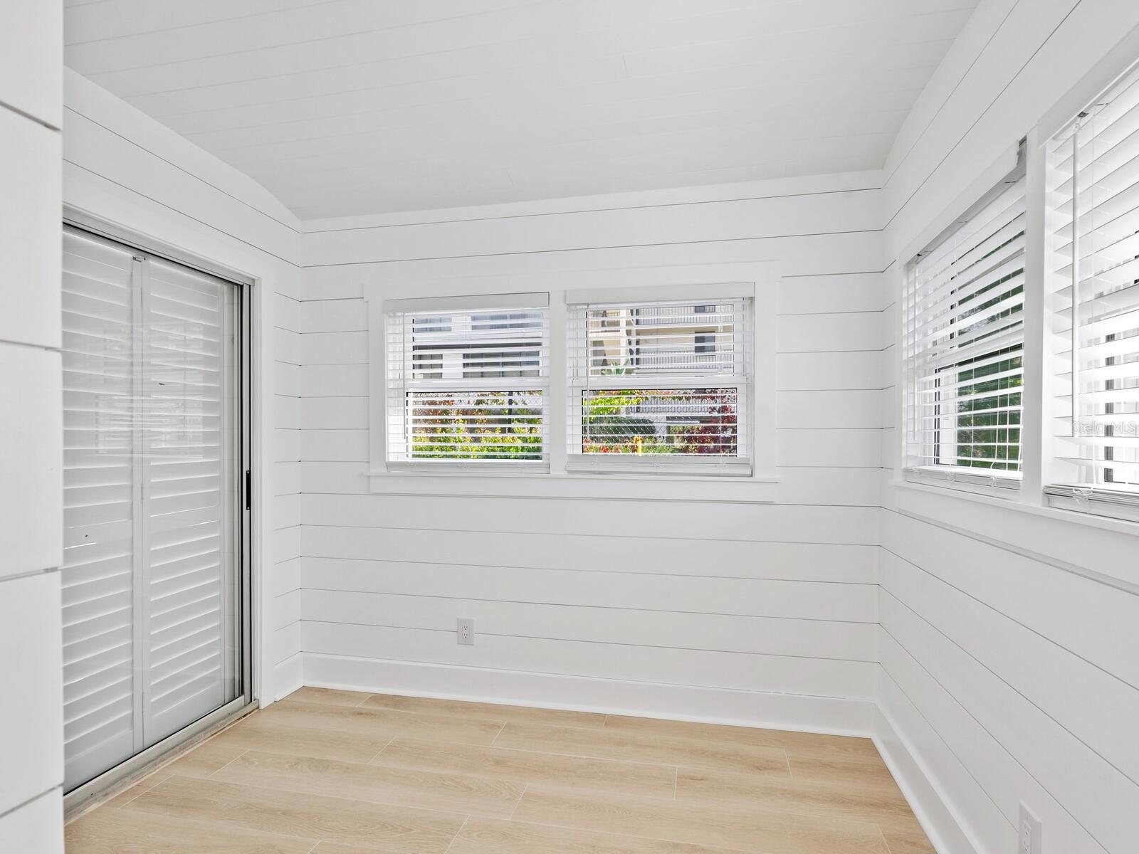 POLYNESIAN GARDENS - Residential