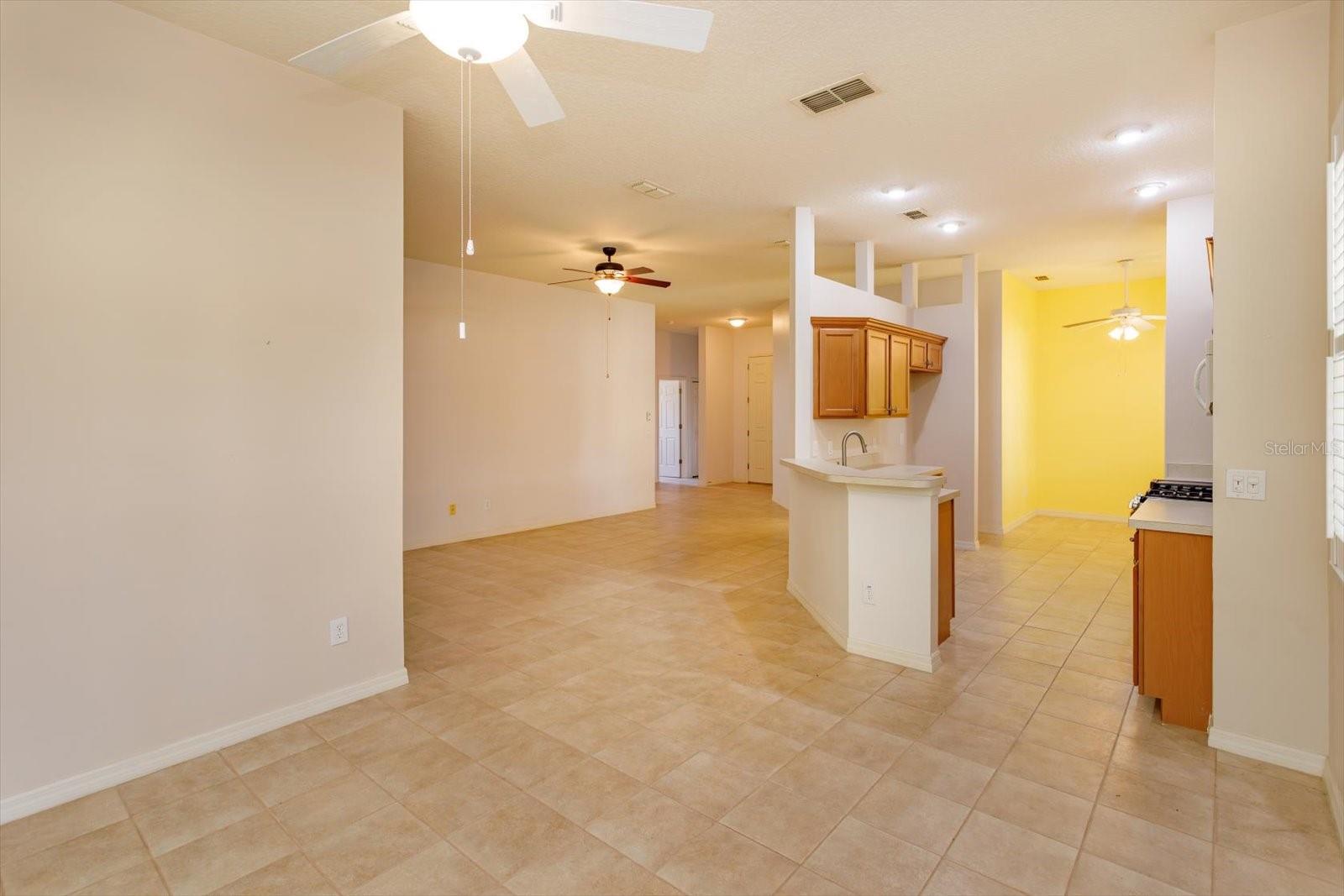 CASCADES OF GROVELAND / TRILOGY ORLANDO - Residential Lease