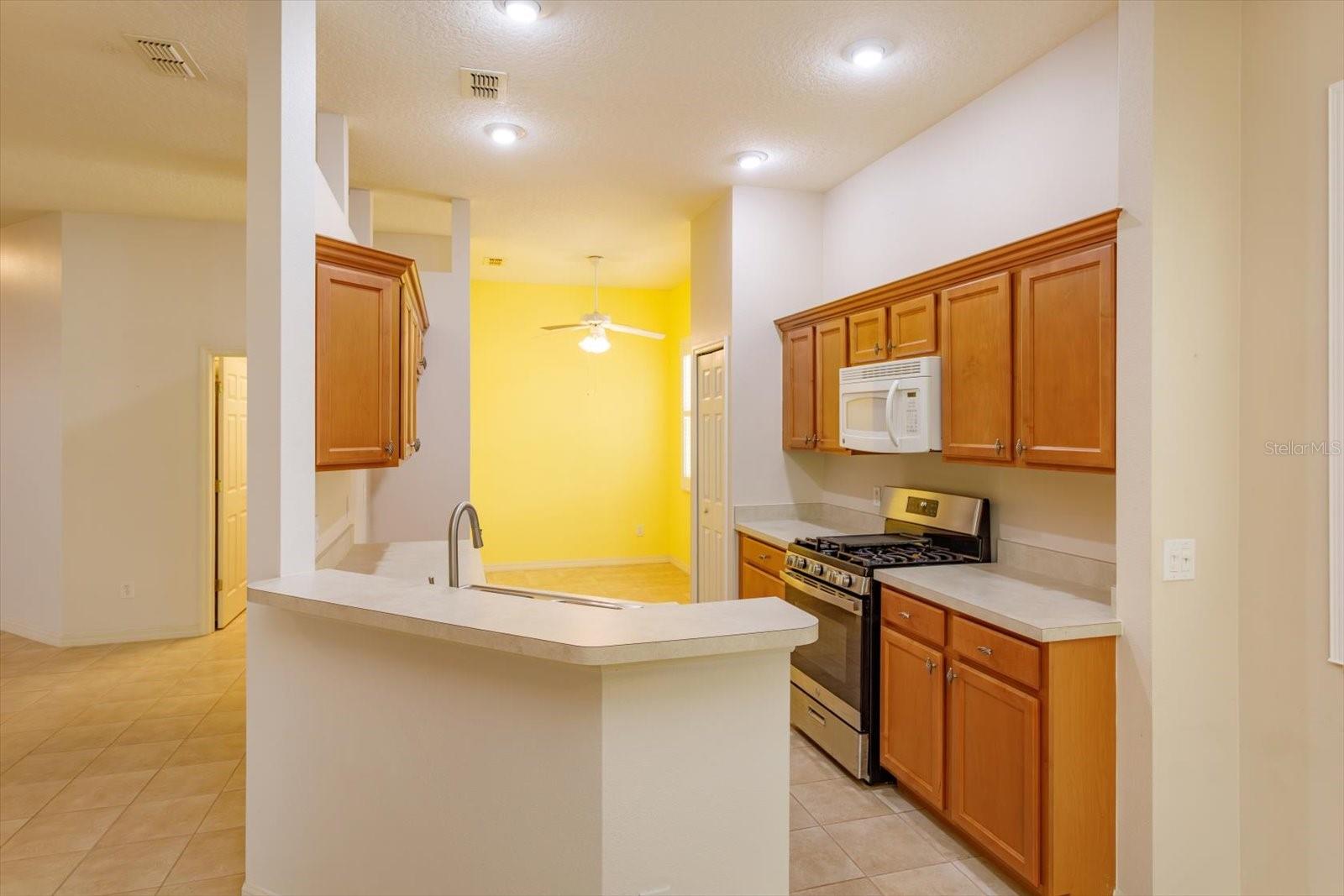 CASCADES OF GROVELAND / TRILOGY ORLANDO - Residential Lease