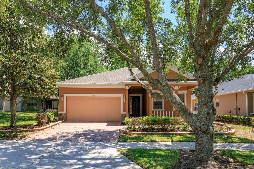 Photo of 120 Crepe Myrtle Drive, Groveland, FL 34736 (MLS # G5111759)
