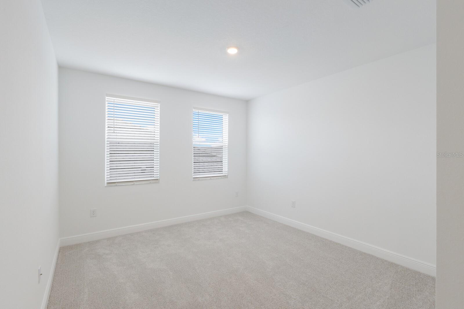 SWEETWATER - Residential Lease