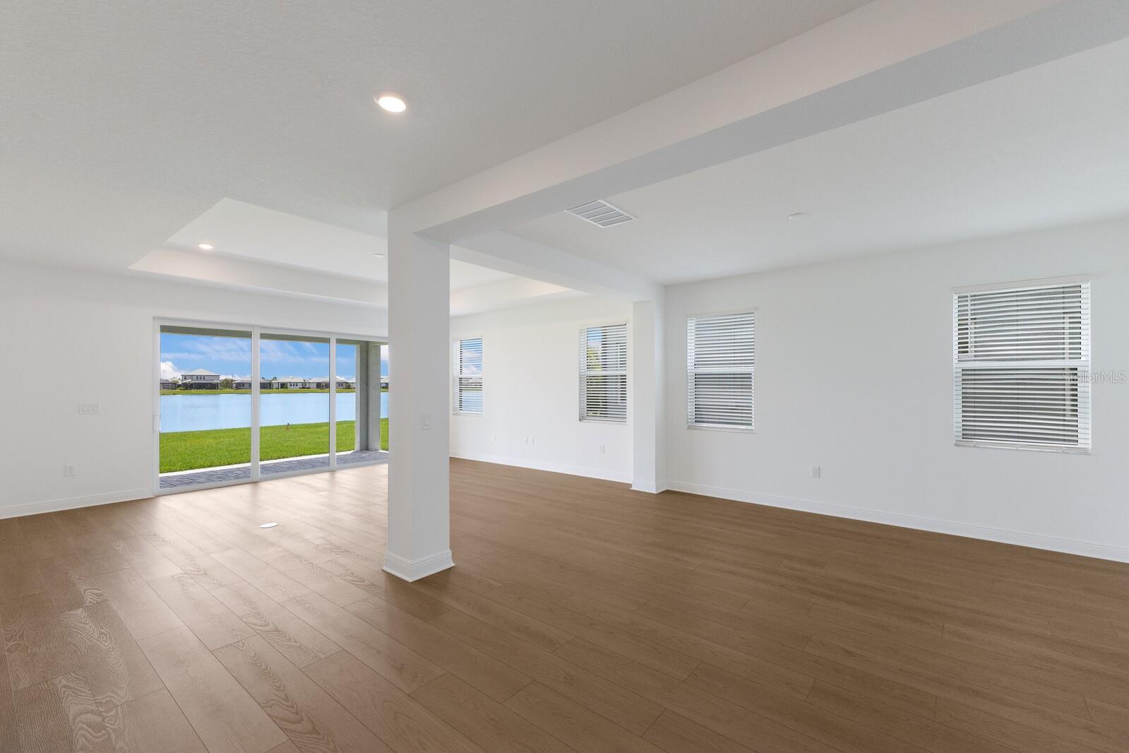 SWEETWATER - Residential Lease