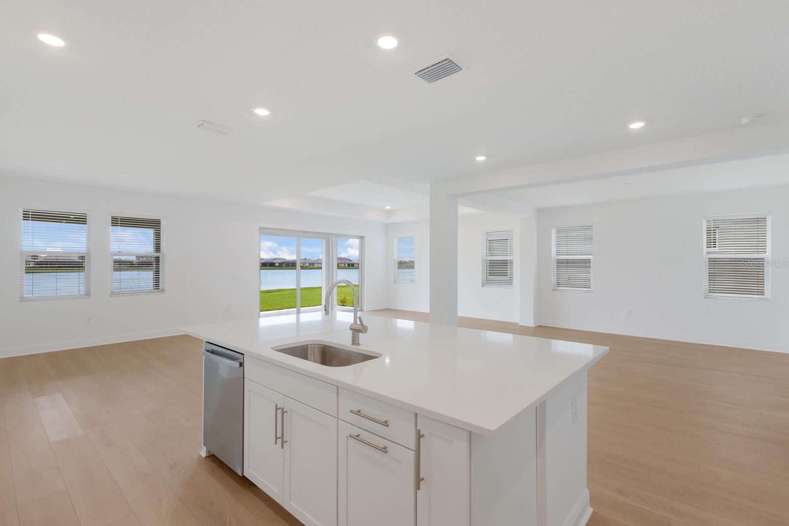 SWEETWATER - Residential Lease