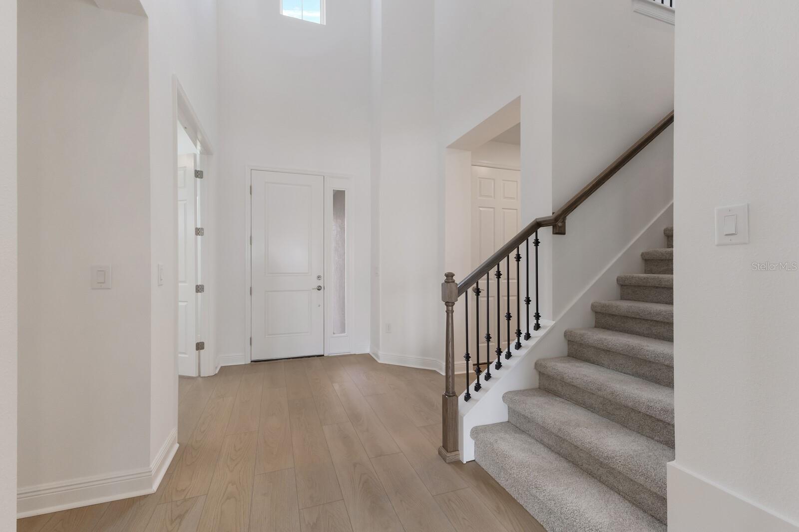 SWEETWATER - Residential Lease