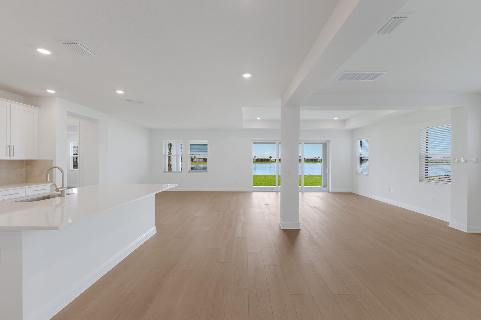 SWEETWATER - Residential Lease