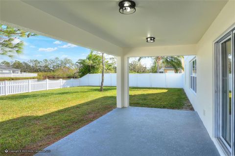 A home in MULBERRY