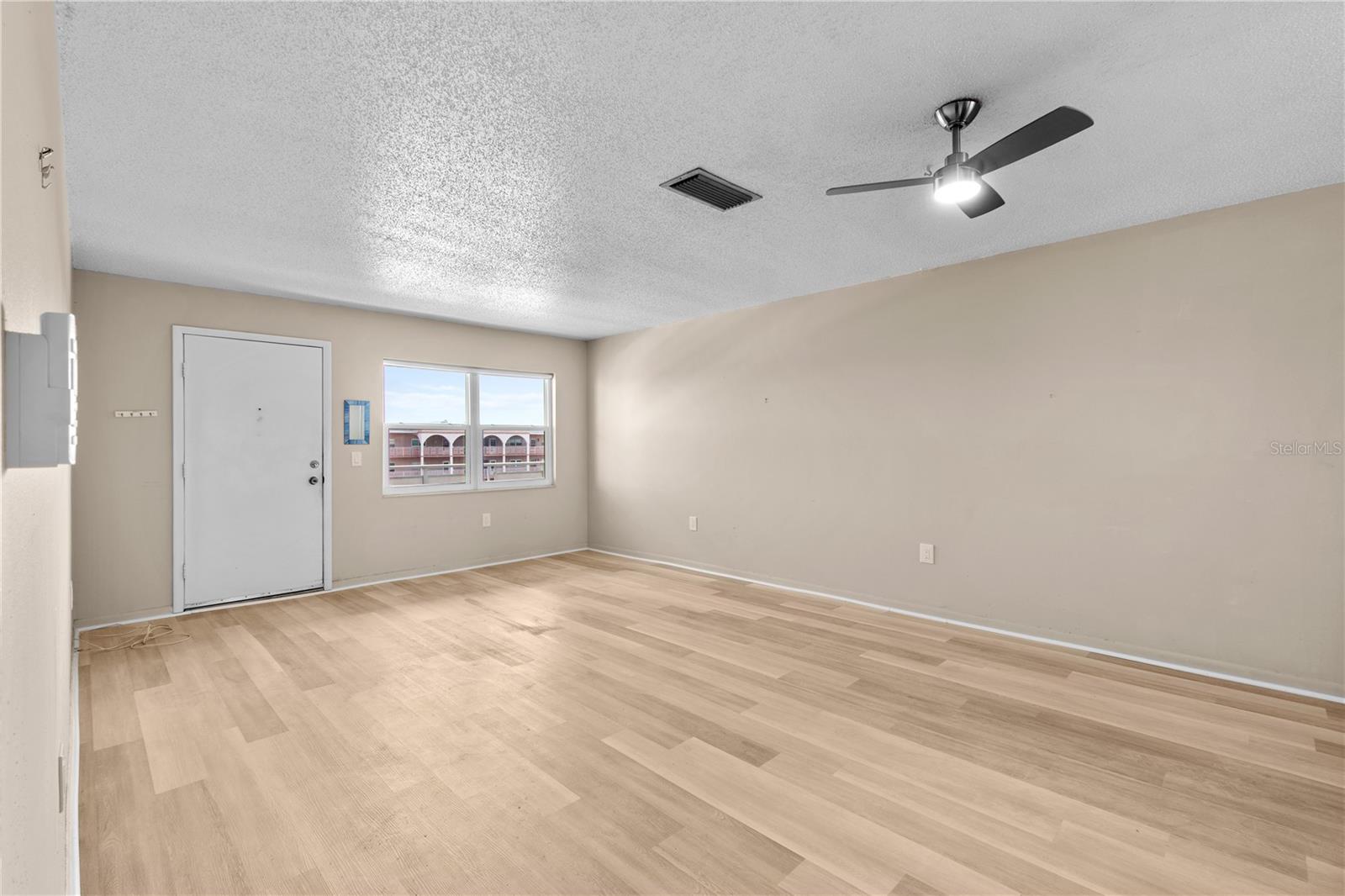 FIVE TOWNS OF ST PETE - Residential