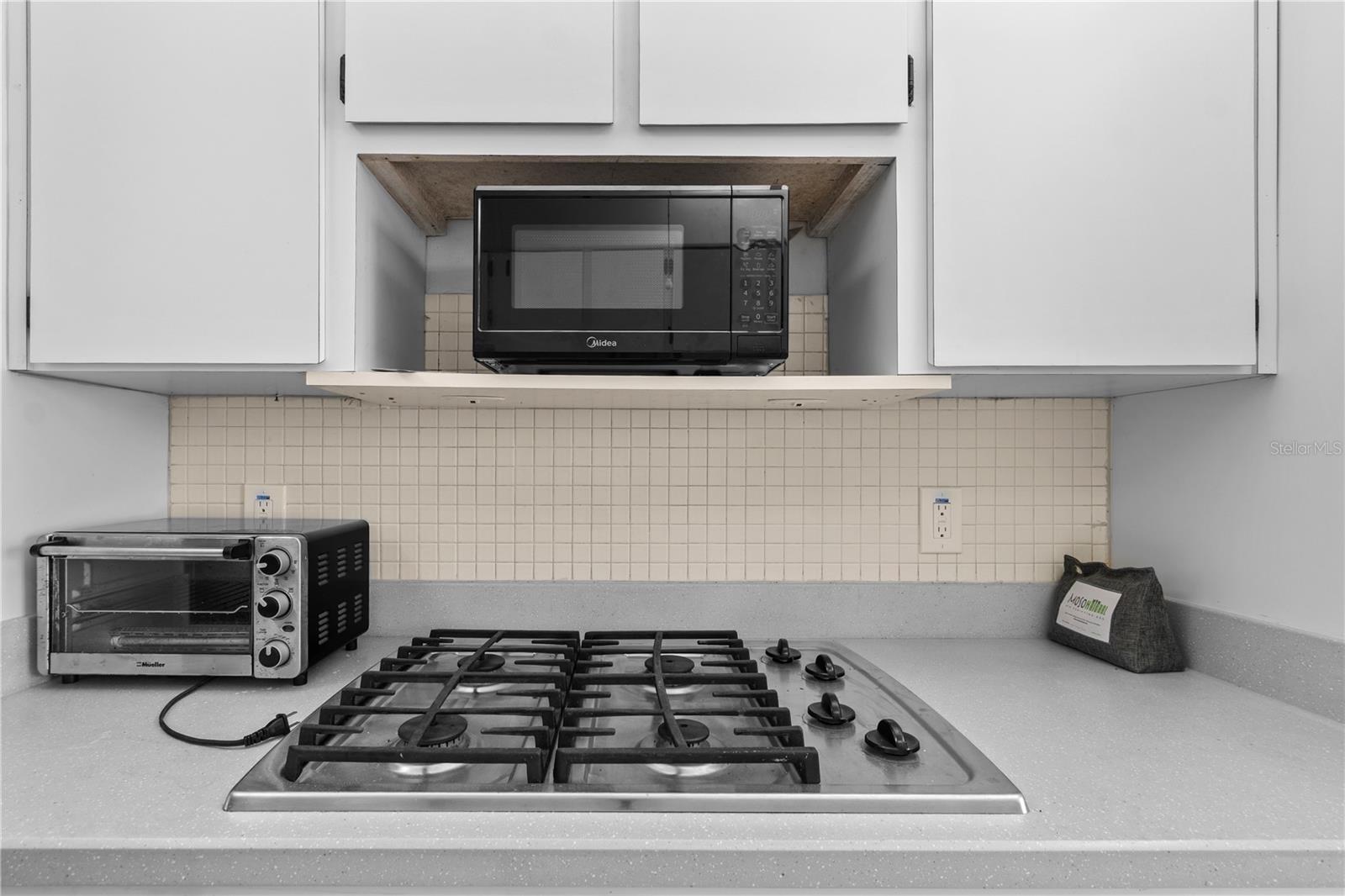 FIVE TOWNS OF ST PETE - Residential