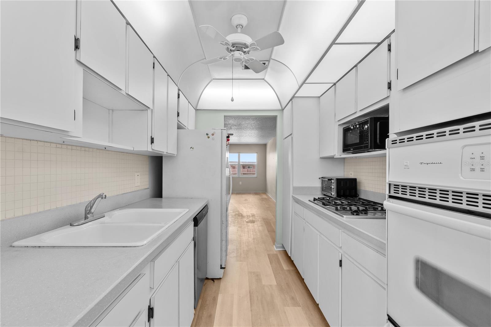 FIVE TOWNS OF ST PETE - Residential