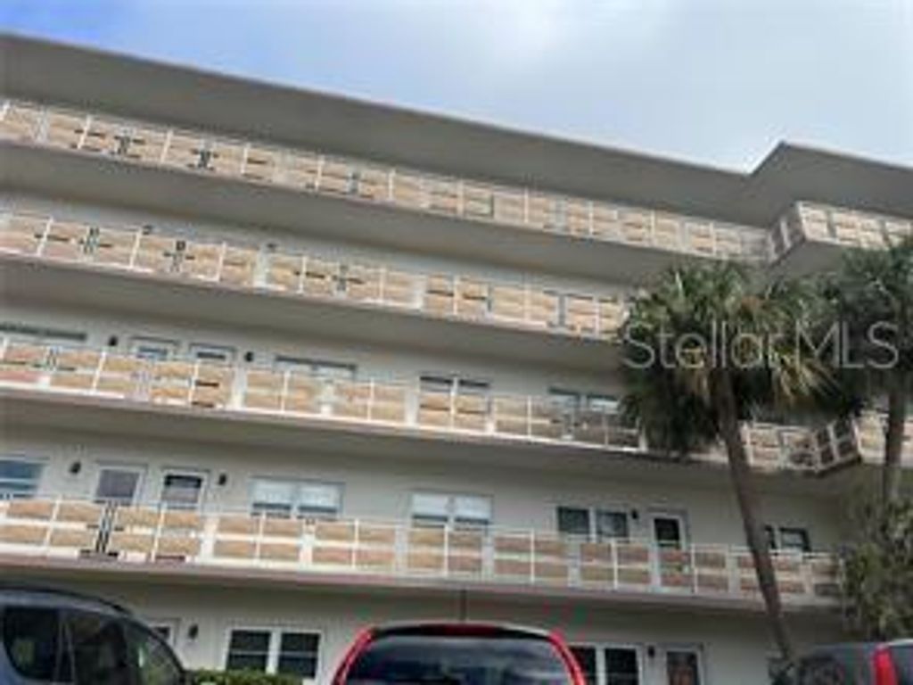 Photo of 5603 80th Street N #512, St Petersburg, FL 33701 (MLS # TB8490065)