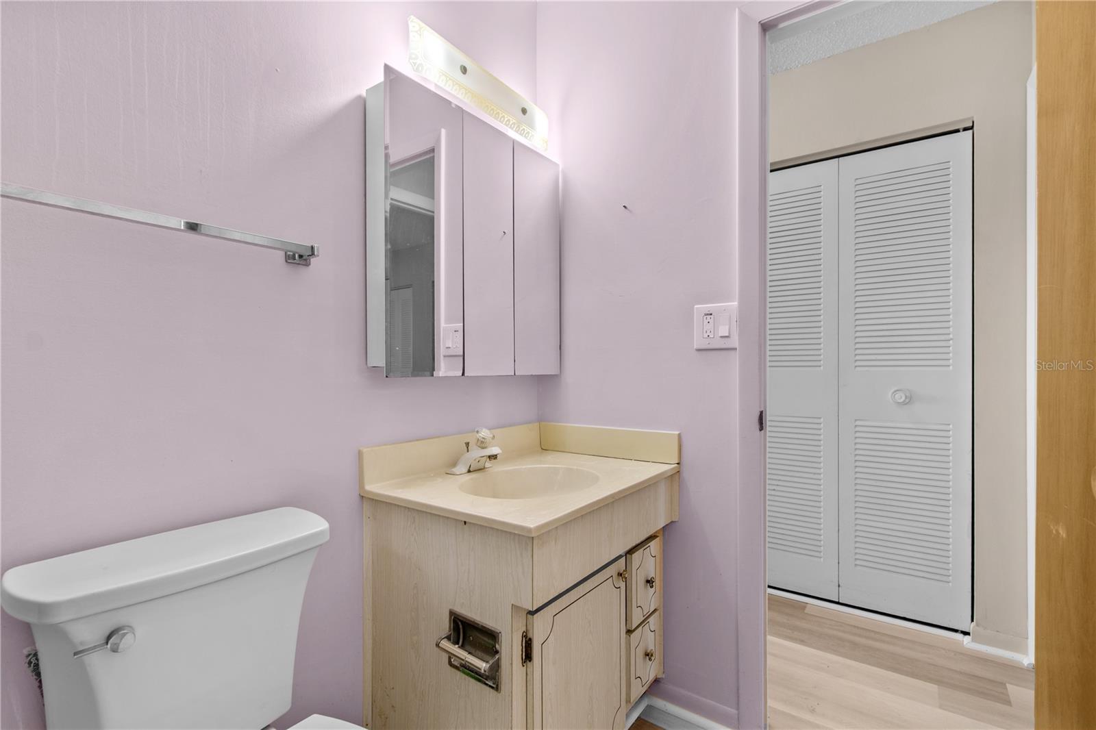 FIVE TOWNS OF ST PETE - Residential