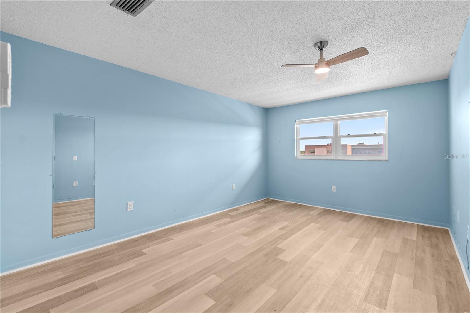 FIVE TOWNS OF ST PETE - Residential