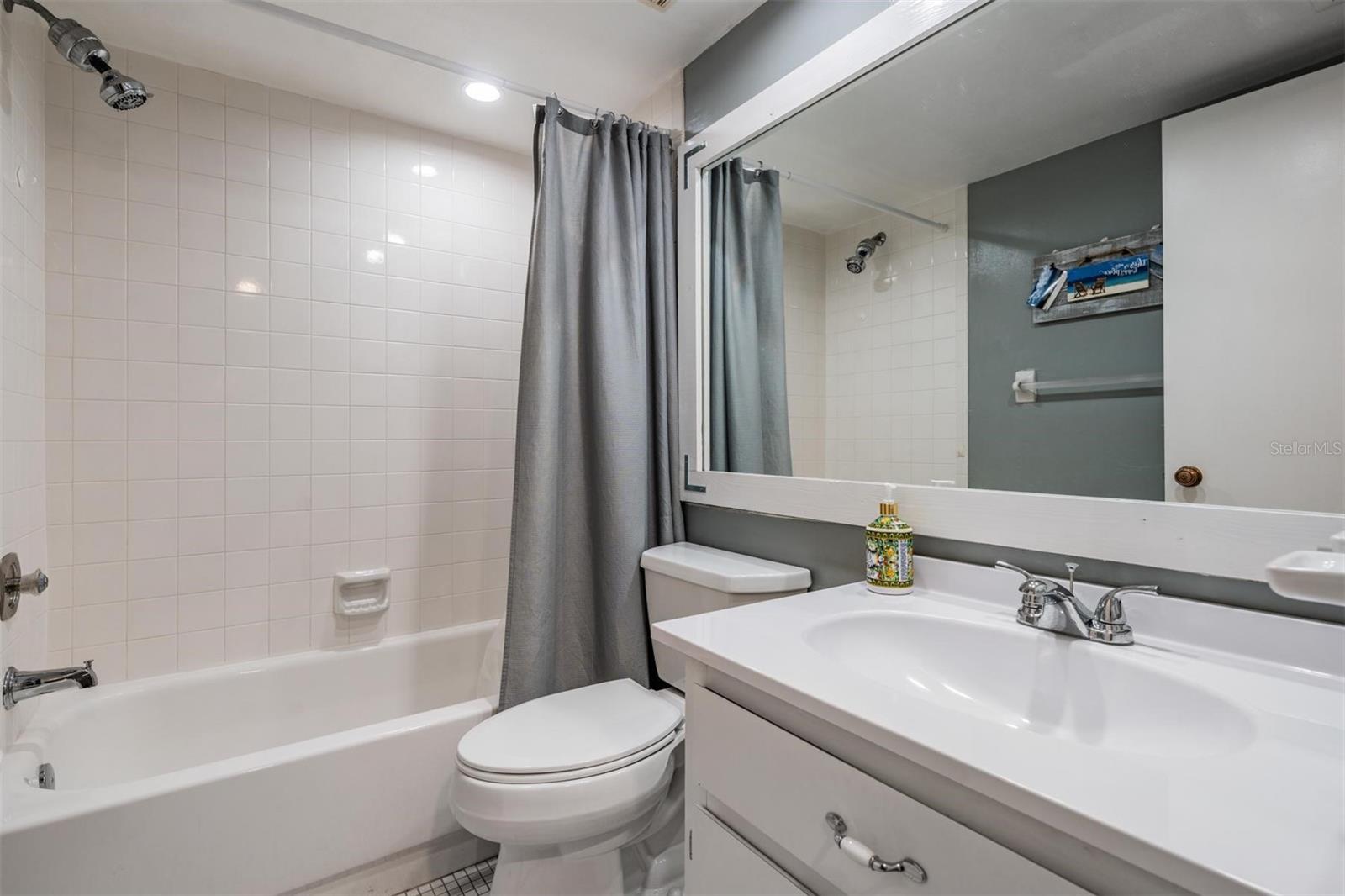 EAST LAKE WOODLANDS CONDO - Residential