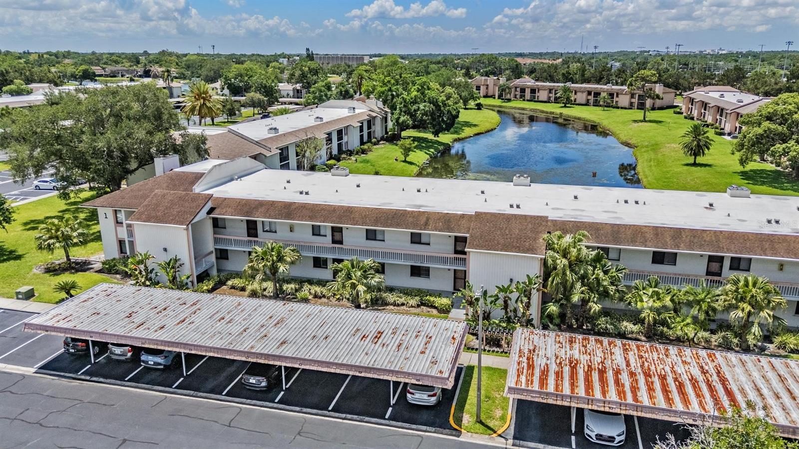107 LAKEVIEW PLACE 7