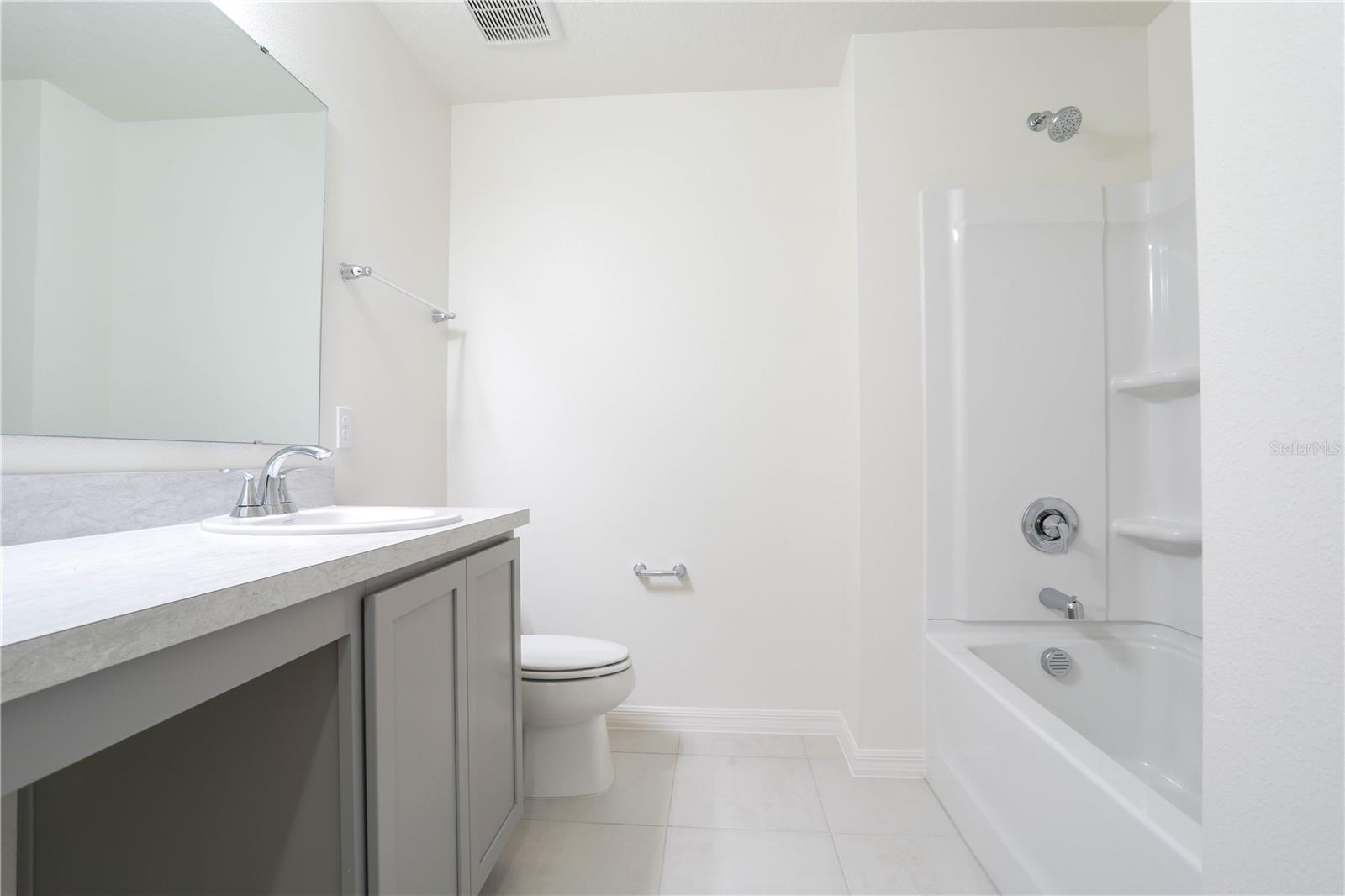 CEDAR XINGS PH 1 - Residential Lease