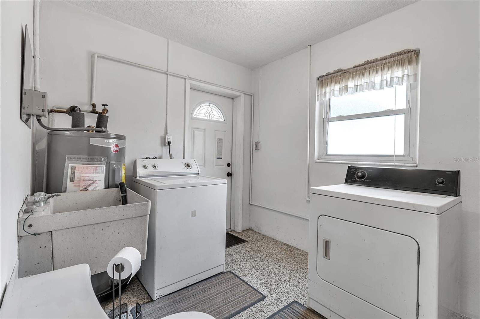 SOUTHWOOD VILLAGE FIRST ADD REP - Residential