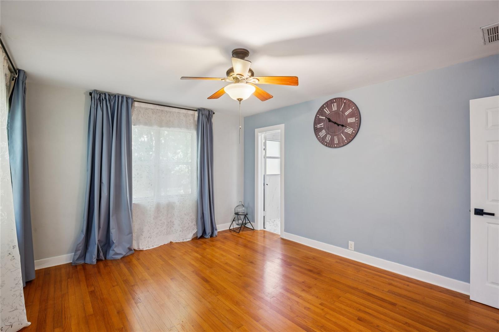 OAK ACRES - Residential