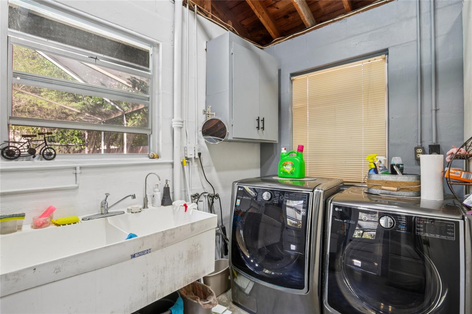 OAK ACRES - Residential