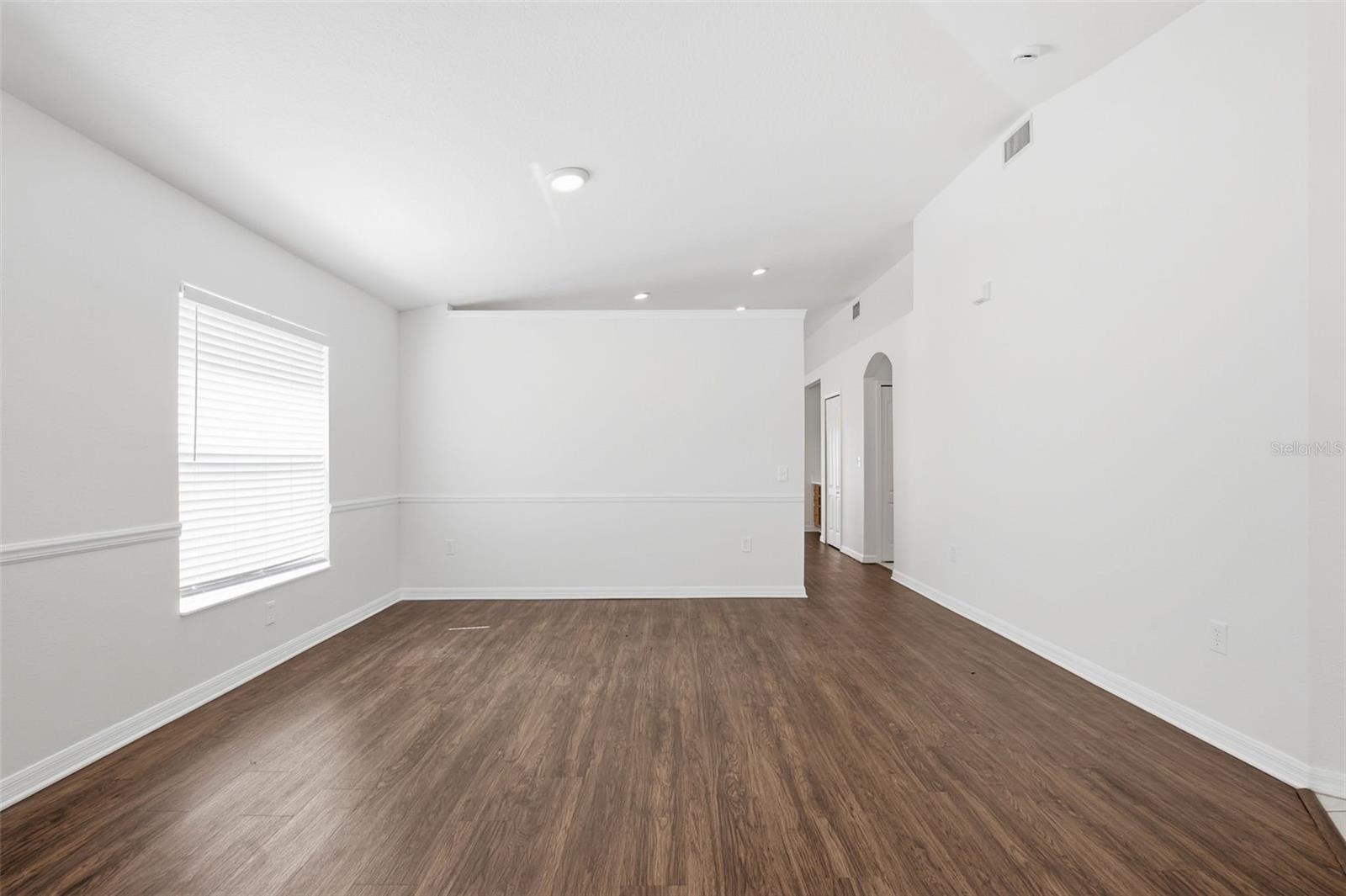 WELLINGTON NORTH AT BAY PARK - Residential