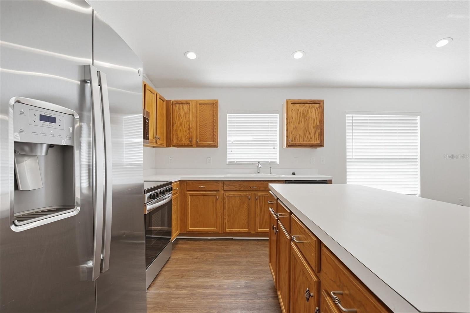 WELLINGTON NORTH AT BAY PARK - Residential