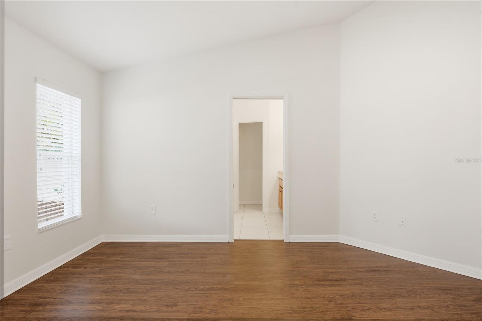 WELLINGTON NORTH AT BAY PARK - Residential