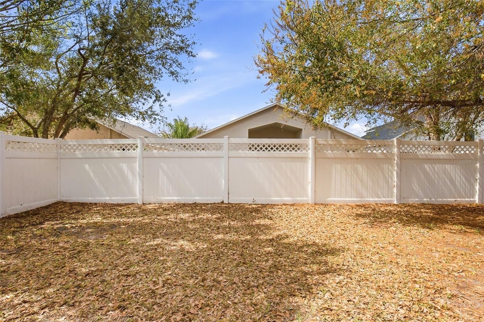 WELLINGTON NORTH AT BAY PARK - Residential