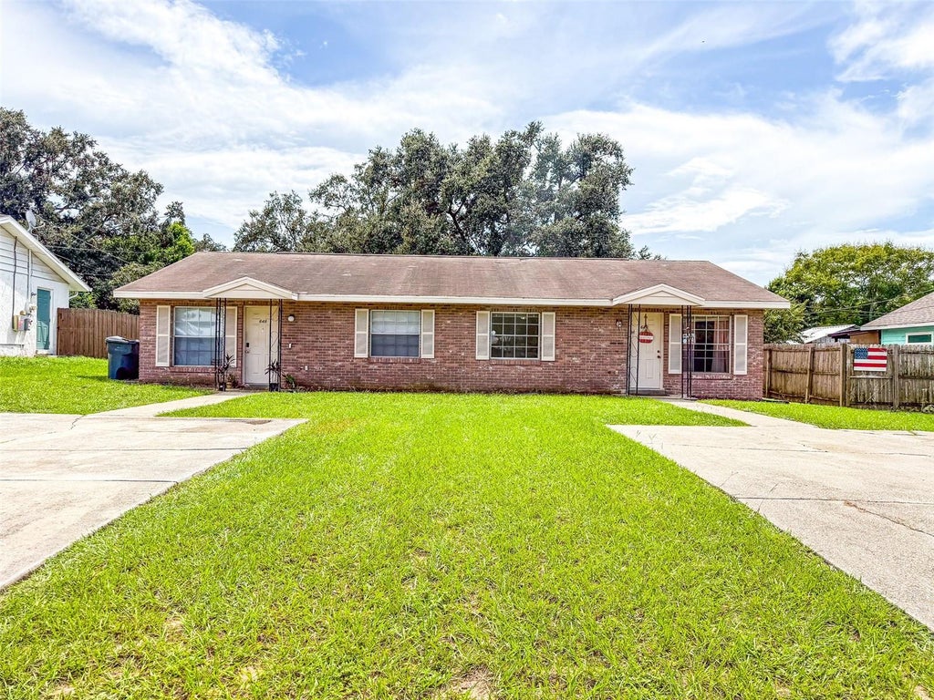 Photo of 646 Beverly Drive #646 and 648, Lake Wales, FL 33853 (MLS # L4965188)