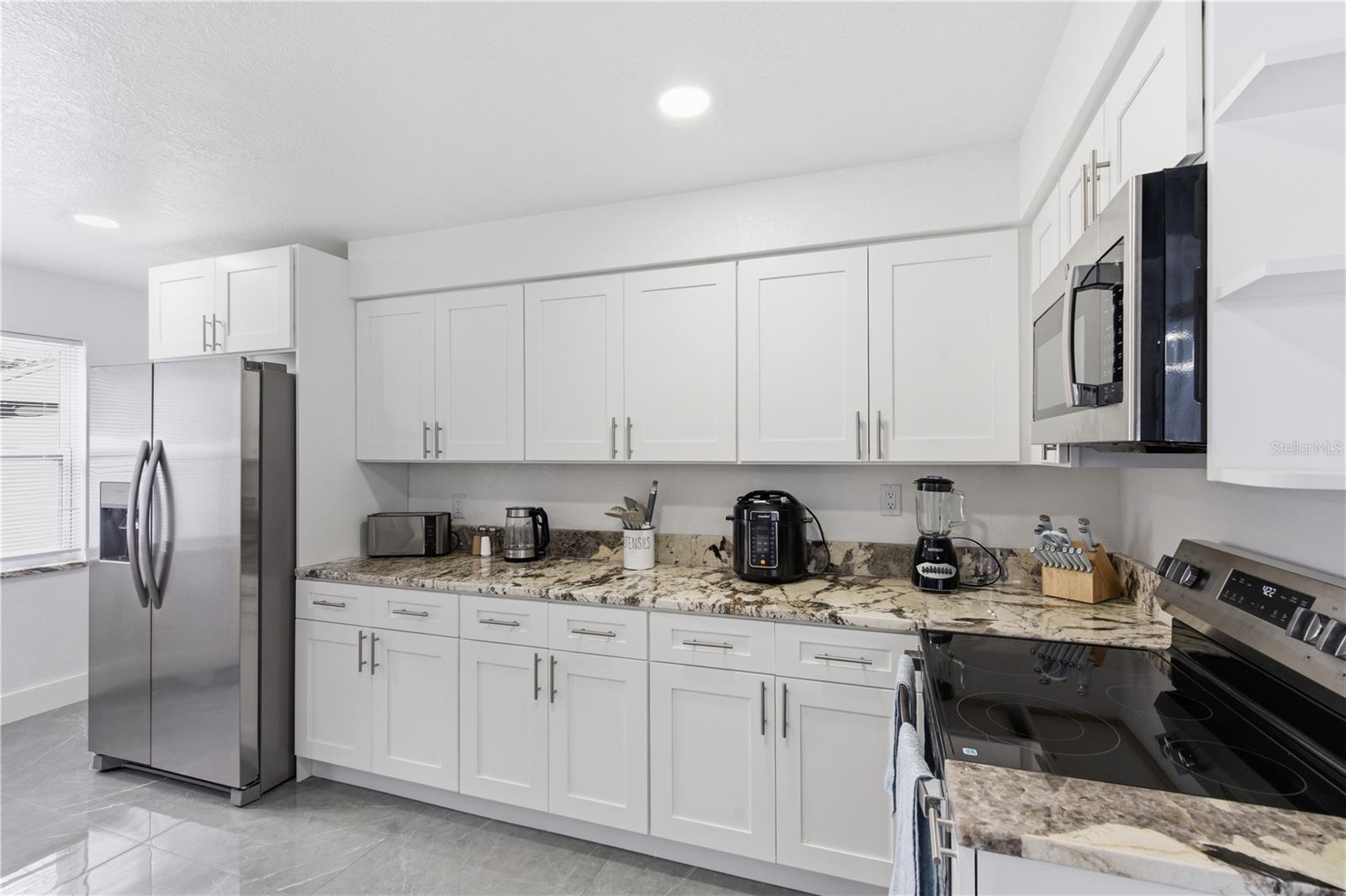 BROOKHILL - Residential