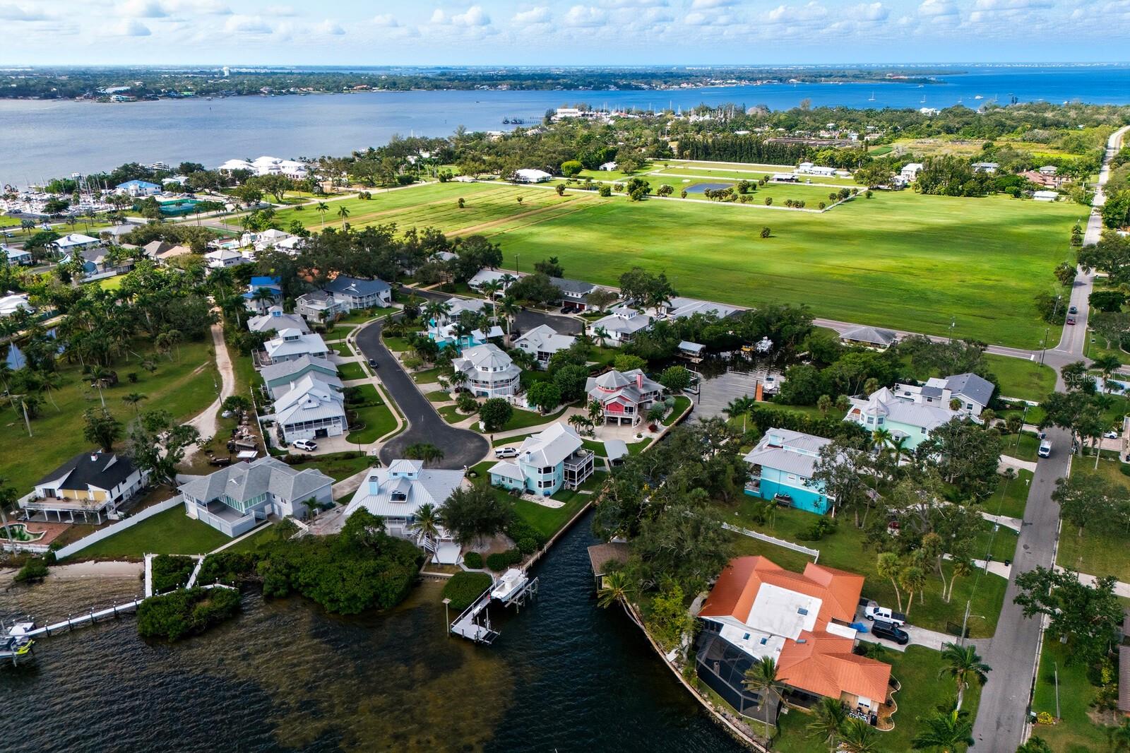 HERITAGE BAY - Residential