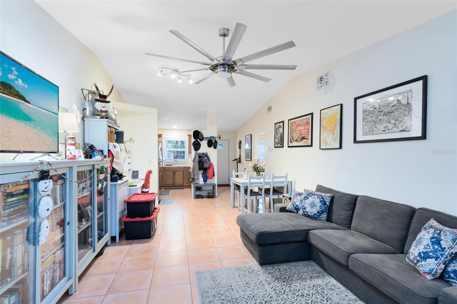 607-609 CALIFORNIA AVENUE