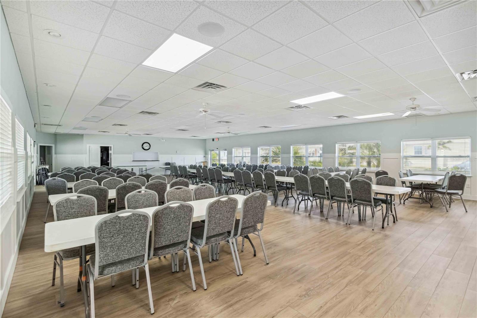 EAGLE POINT MHP - Residential