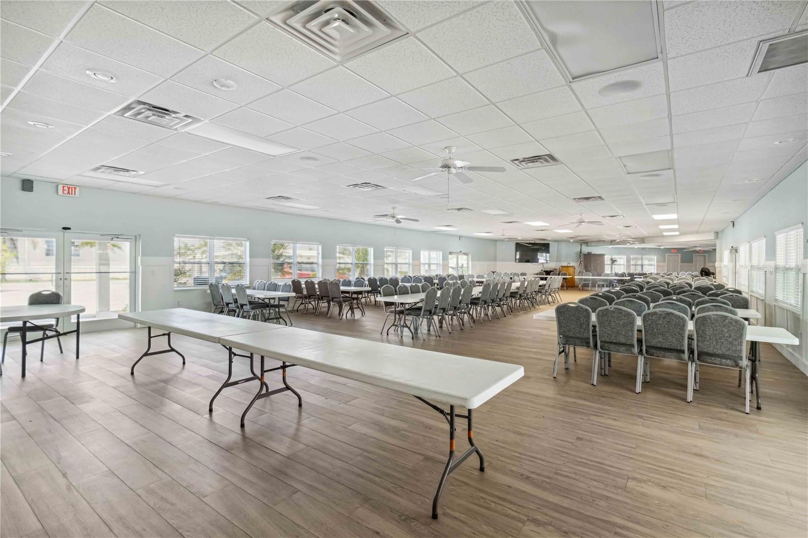 EAGLE POINT MHP - Residential