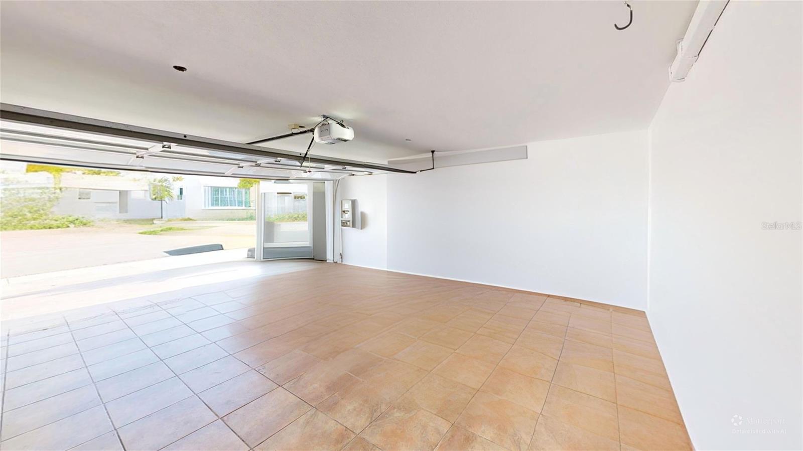 PASEO REAL - Residential
