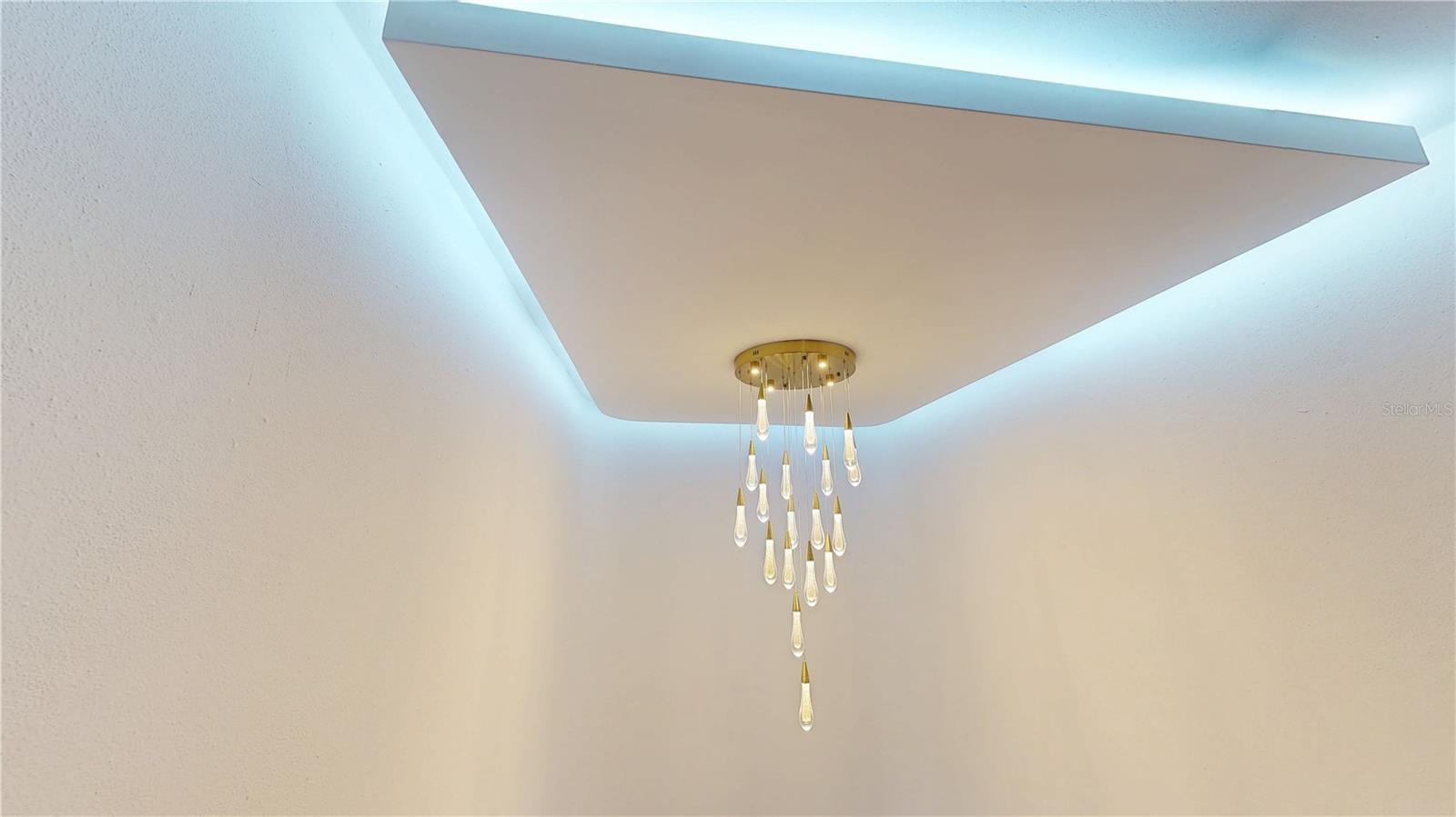 PASEO REAL - Residential