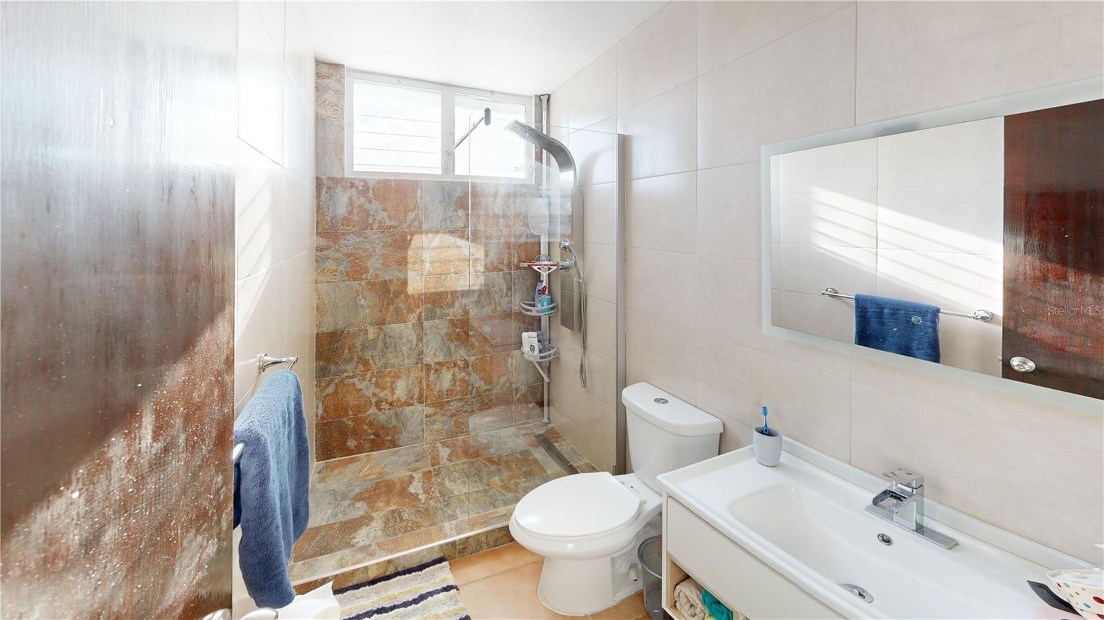 PASEO REAL - Residential
