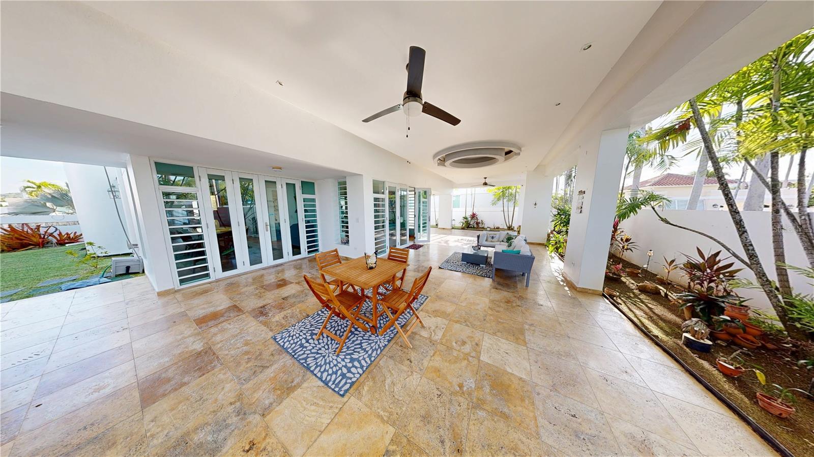 PASEO REAL - Residential