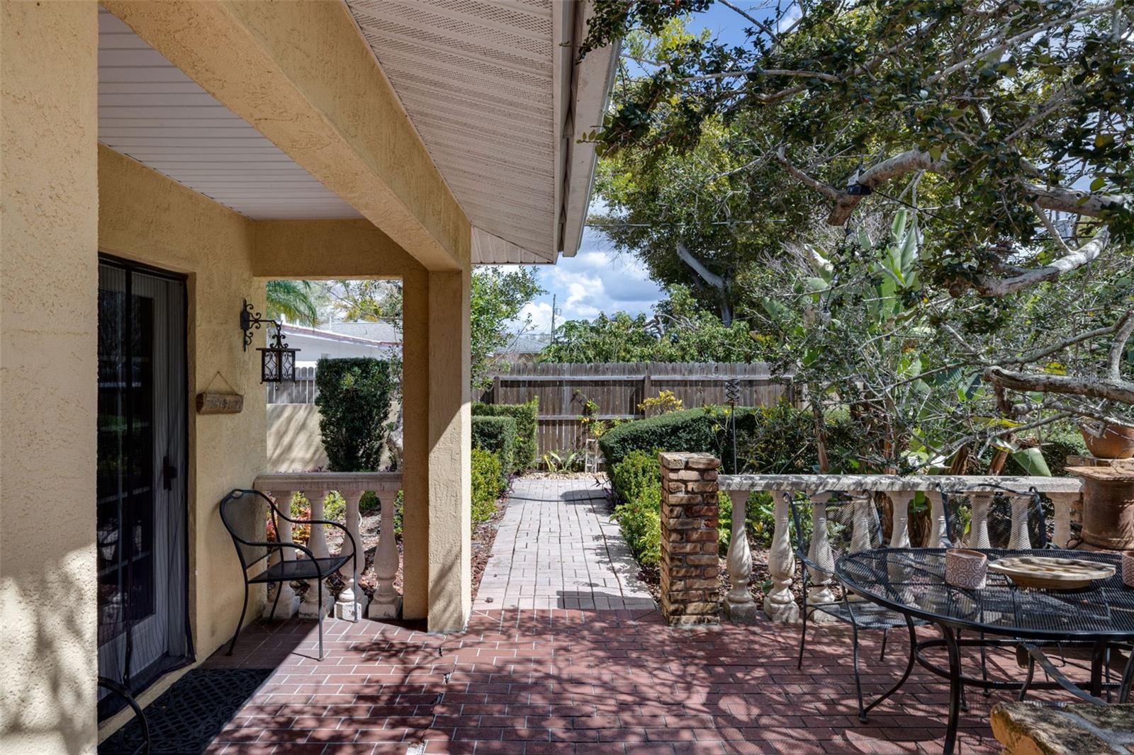 VENEZIA PARK SEC OF VENICE - Residential