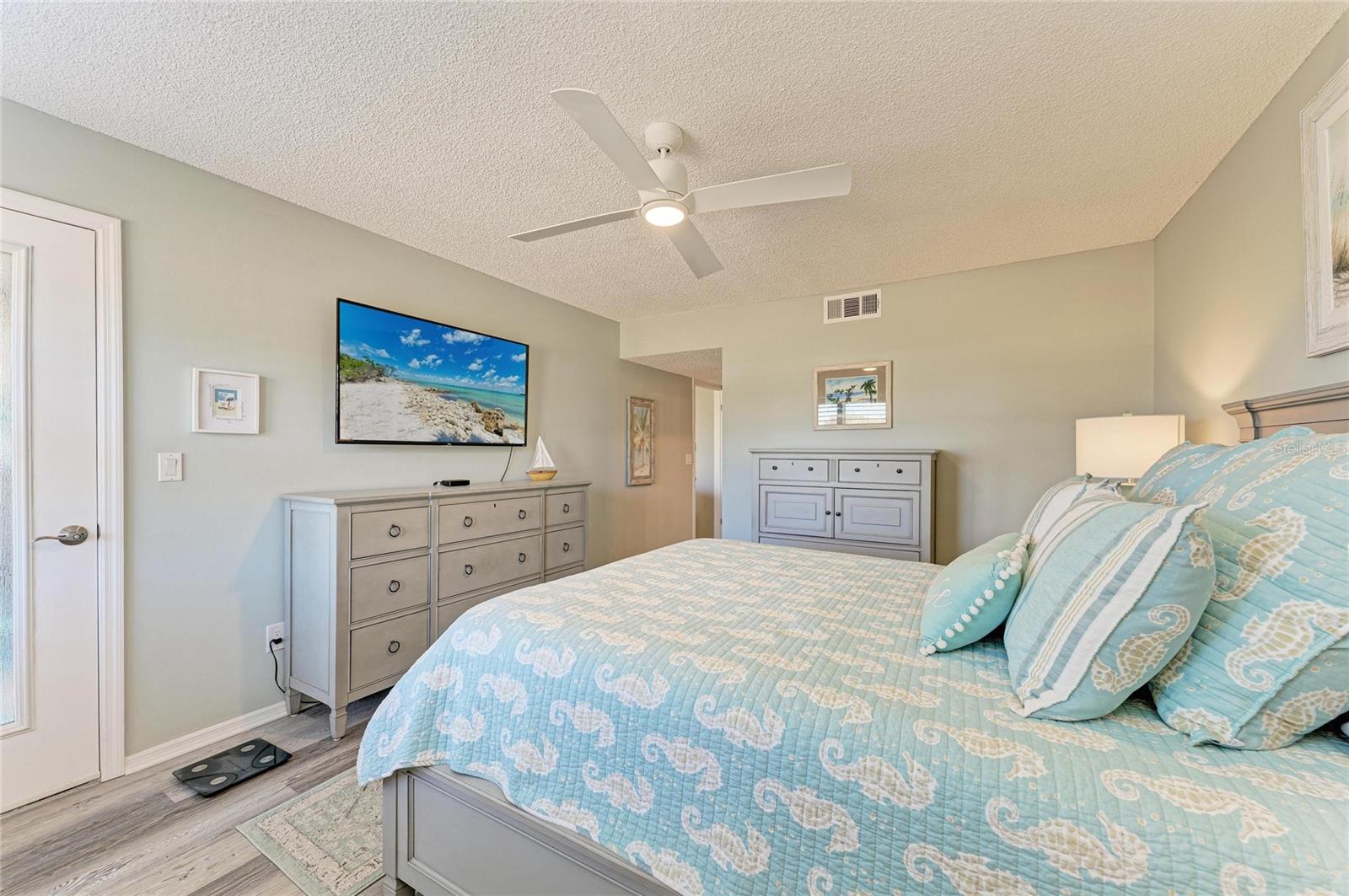 FARMINGTON VISTAS - Residential