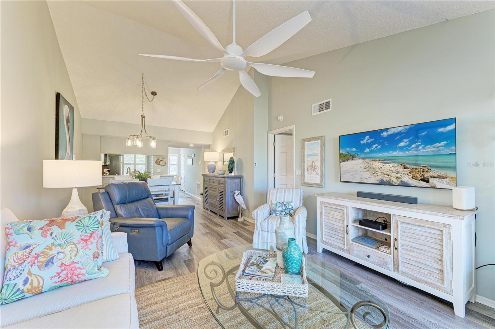 FARMINGTON VISTAS - Residential