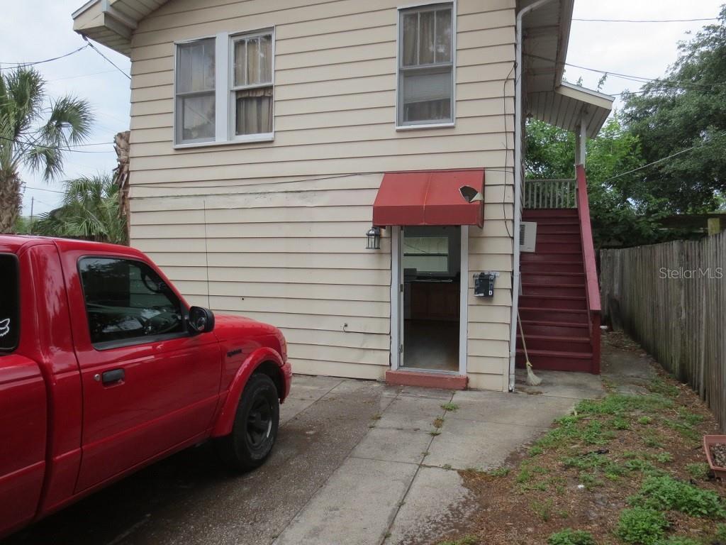 This 1-bedroom, 1-bathroom, 288 SF unit is in the building behind the main house and on the bottom floor. This home is in the Seminole Heights area with easy access to I-275. This home features a spacious living room and kitchen area with wall A/C unit. There is wood laminate flooring throughout. The kitchen has refrigerator and flat top range. Bath has a shower stall. Pest control, lawn maintenance, water, sewer and trash are included in the rent. No HOA. Pets OK.
All Hoffman Realty residents are enrolled in the Resident Benefits Package which is an additional $49/month, payable with rent and includes utility concierge service making utility connection a breeze during your move-in, HVAC air filter delivered monthly (for applicable properties), our best-in-class resident rewards program, online maintenance portal, online rent payment portal, one late-fee waiver and much more!
If you decide to apply for one of our properties, there is an $99 per adult application fee that is non-refundable. Anyone aged 18 or above who will be residing at the property must apply. We will (1) check your credit report; (2) check for any past evictions; (3) verify your employment, if applicable; (4) personal income, assets, or assistance must be sufficient and verifiable; (5) verify your previous landlord references; and (6) perform criminal background screening; (7) be aware that some associations also have application fees. We encourage you not to apply if you have bad credit references or poor rental history.