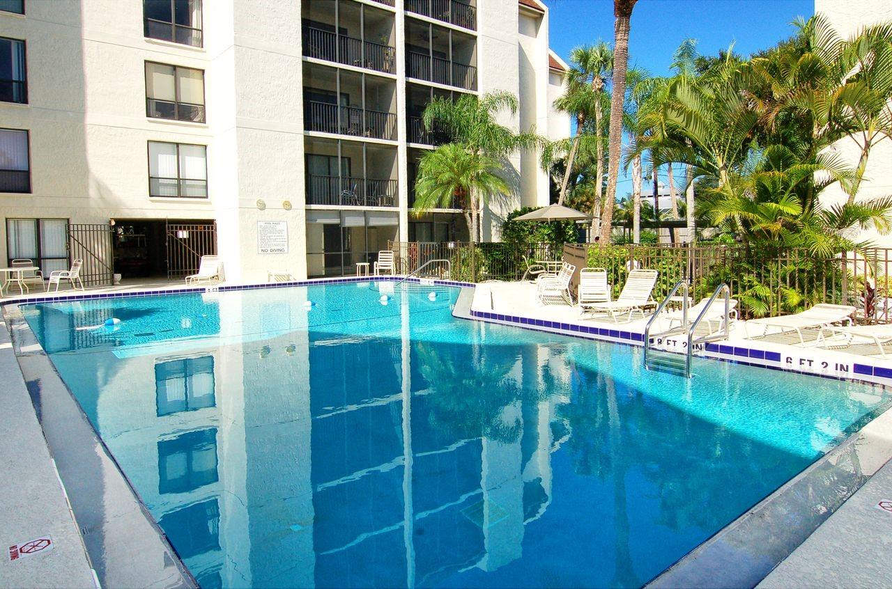6157 MIDNIGHT PASS ROAD E63