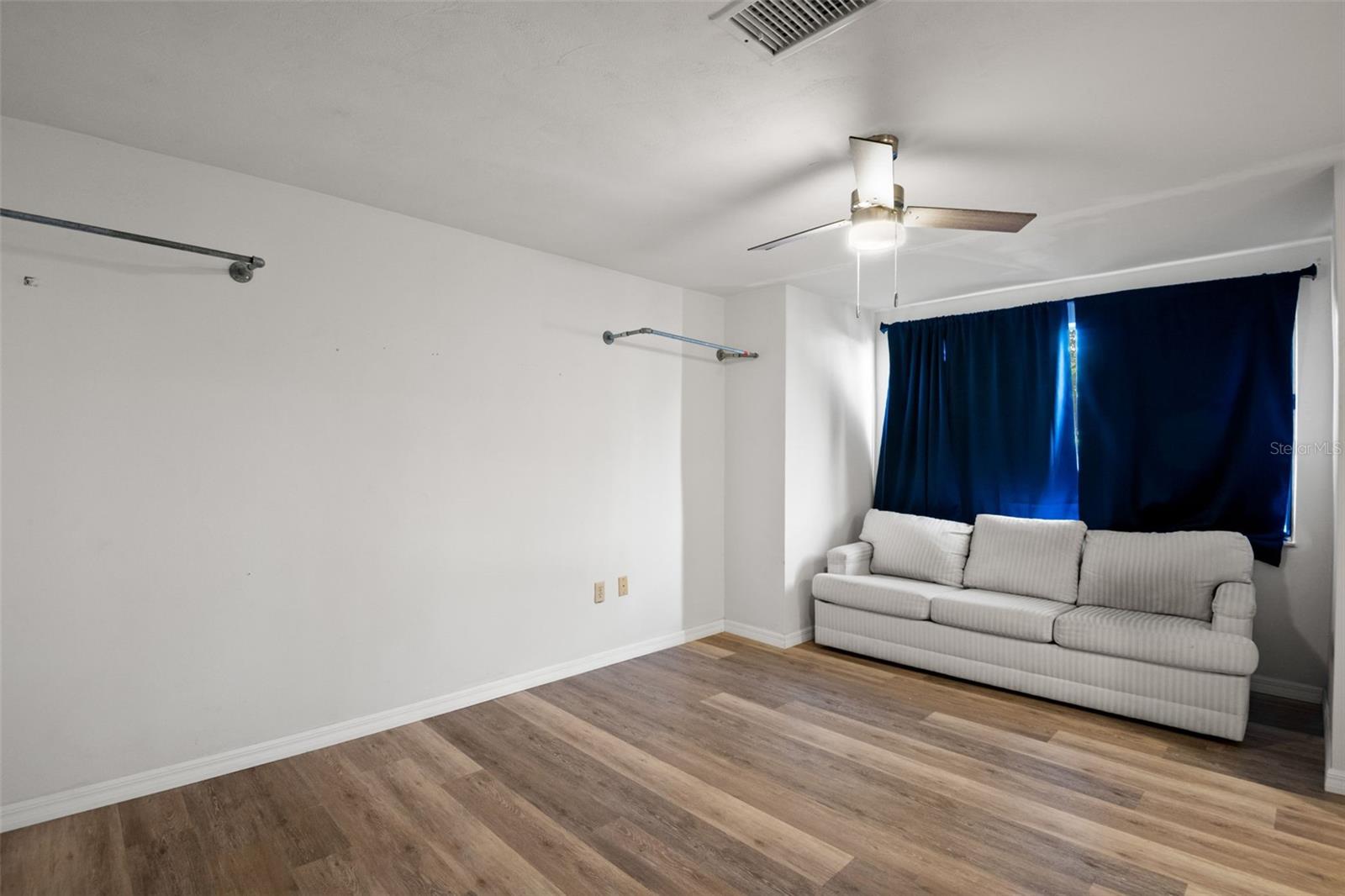 BEACON WOODS VILLAGE - Residential