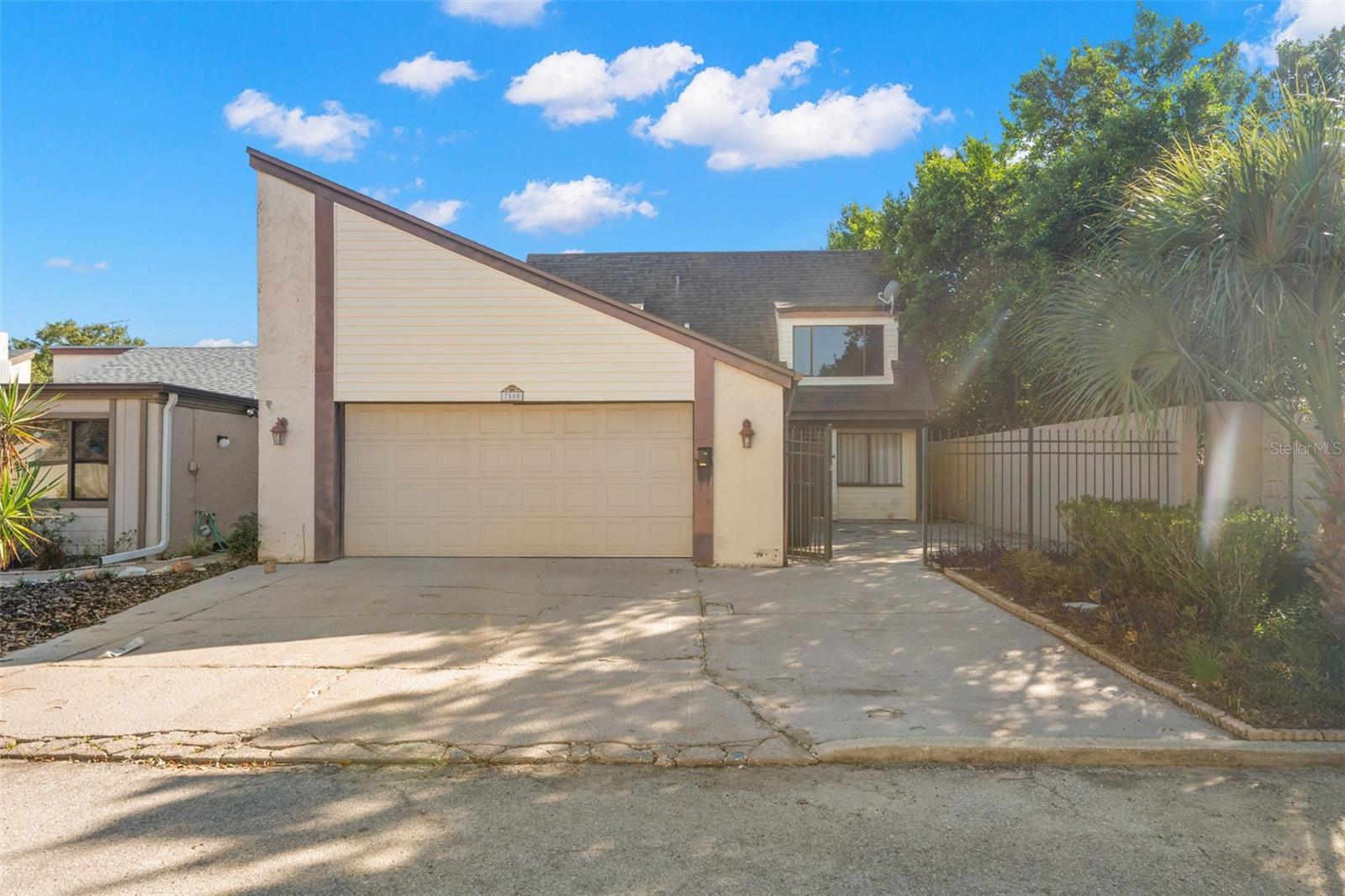 BEACON WOODS VILLAGE - Residential