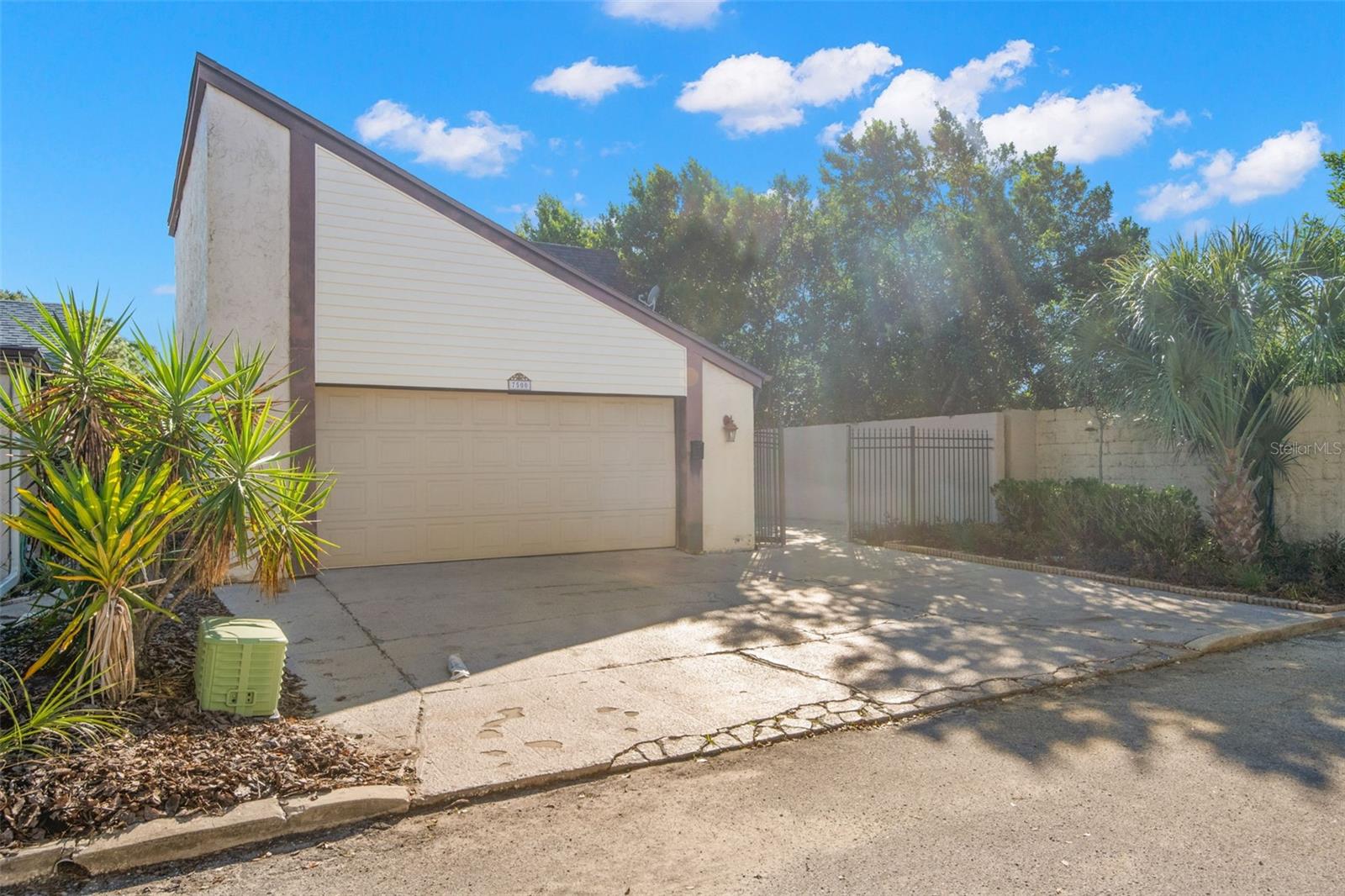 BEACON WOODS VILLAGE - Residential