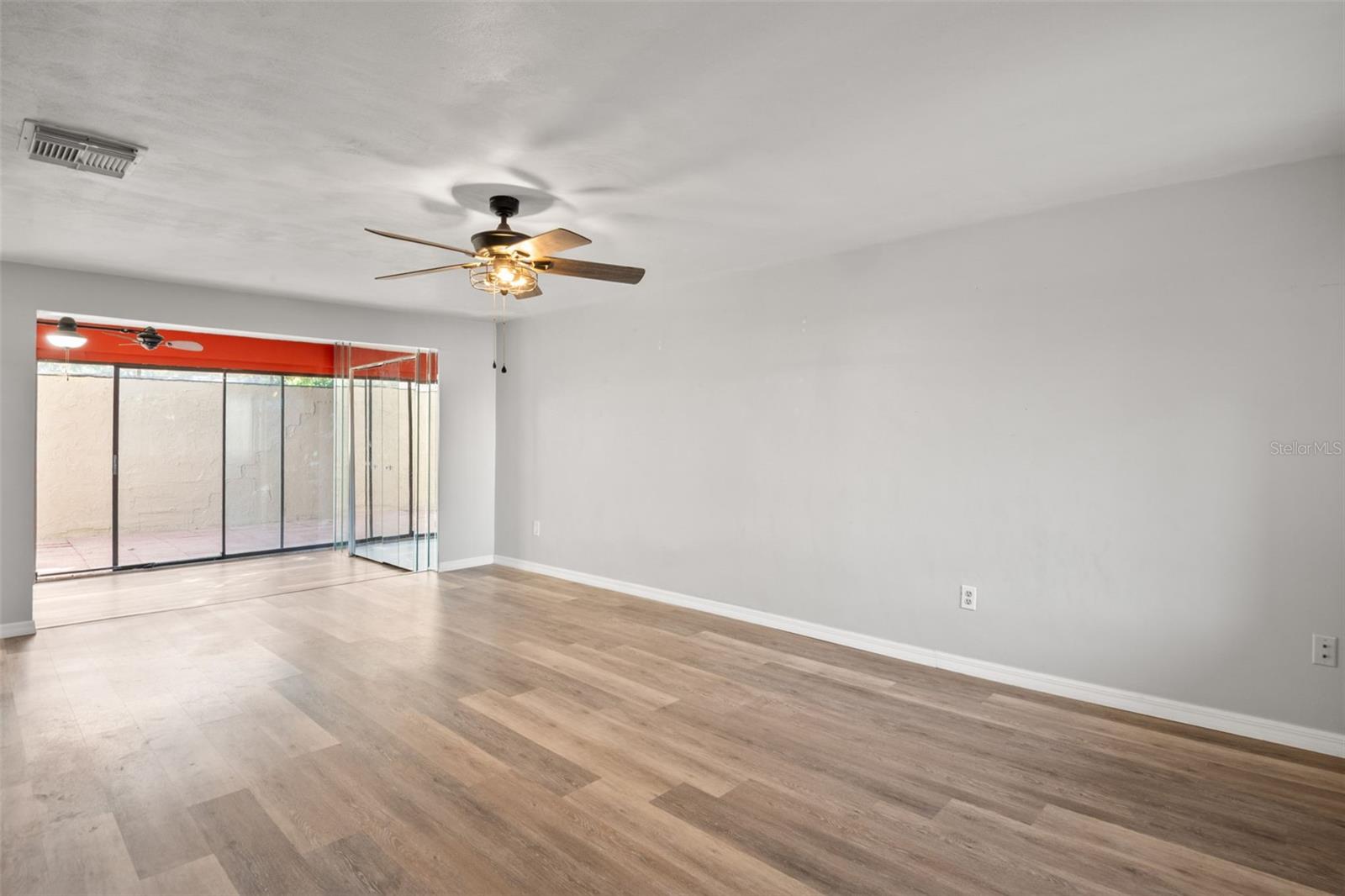 BEACON WOODS VILLAGE - Residential